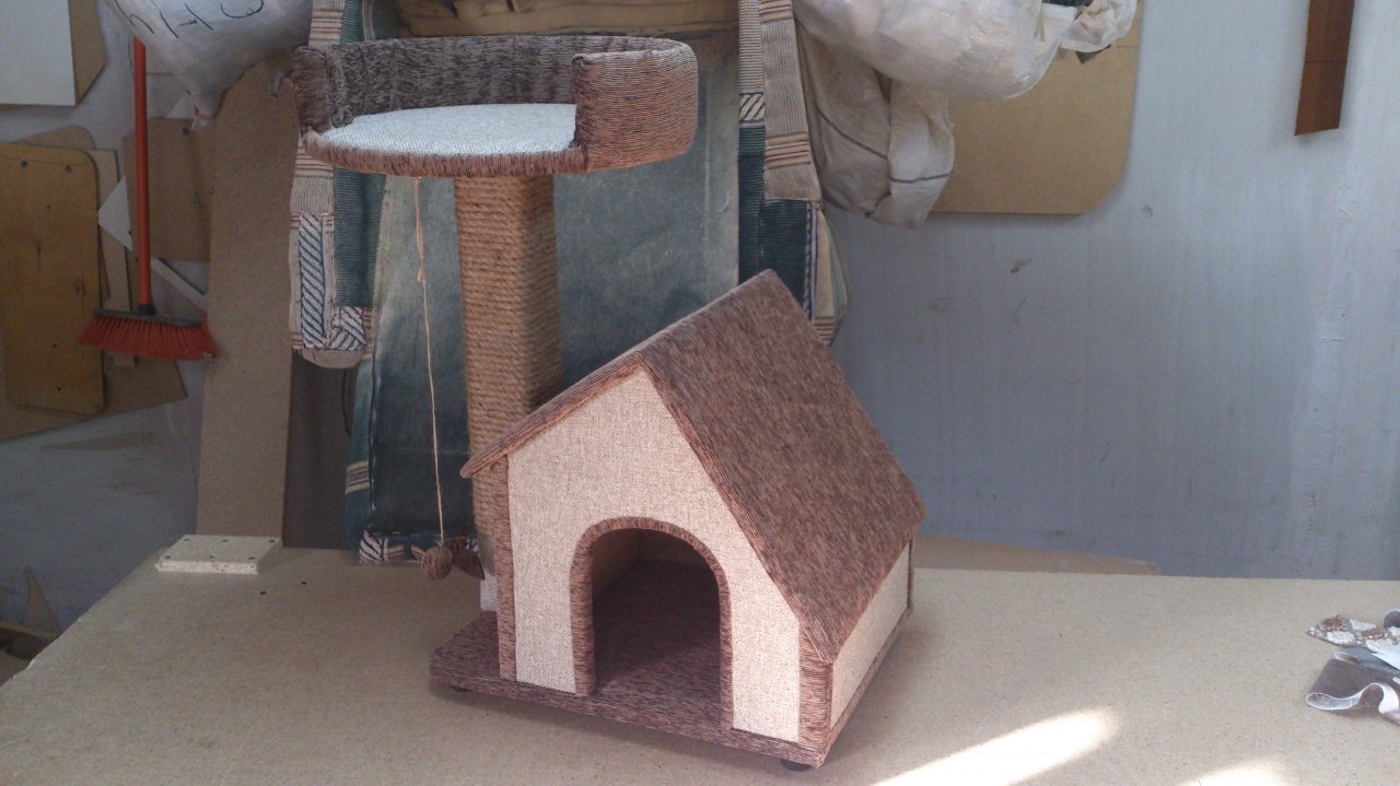 Кошкин дом домашний. Домик для кошек Triol "Кошкин дом", цвет: серый, 34 x 43 x 34 см. Кошкин дом своими руками. Макет домика для кошки. Кошачий домик с когтеточкой своими руками.
