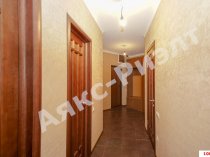 Продается 3 ком. квартира 97 кв.м