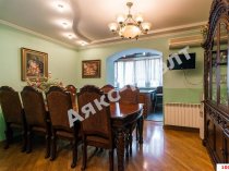 Продается 5 ком. квартира 169 кв.м