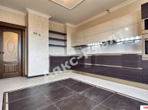 Продается 3 ком. квартира 130 кв.м