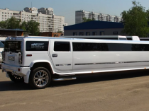 Лимузин Hummer H2 в аренду.