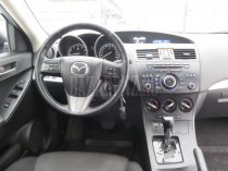 Продаю Mazda 3