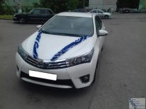 Свадебный кортеж из Toyota Corolla