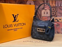 Покупаю сумки: Gucci - Louis Vuitt