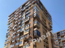 Продается  ком. квартира 35 кв.м