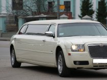 Свадебный лимузин Chrysler прокат