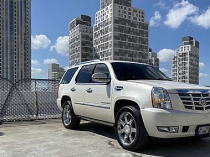 Автомобиль CADILLAC ESCALADE 6 2