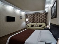 Пр. Строителей 83 (Prestige Apartment)