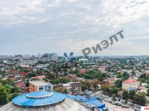 Продается 3 ком. квартира 140 кв.м