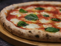 Рецепт неаполитанской пиццы Маргарита